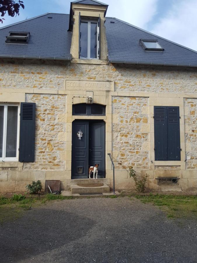 Ecole De La Route Bleue Bed & Breakfast Moiry Exterior photo