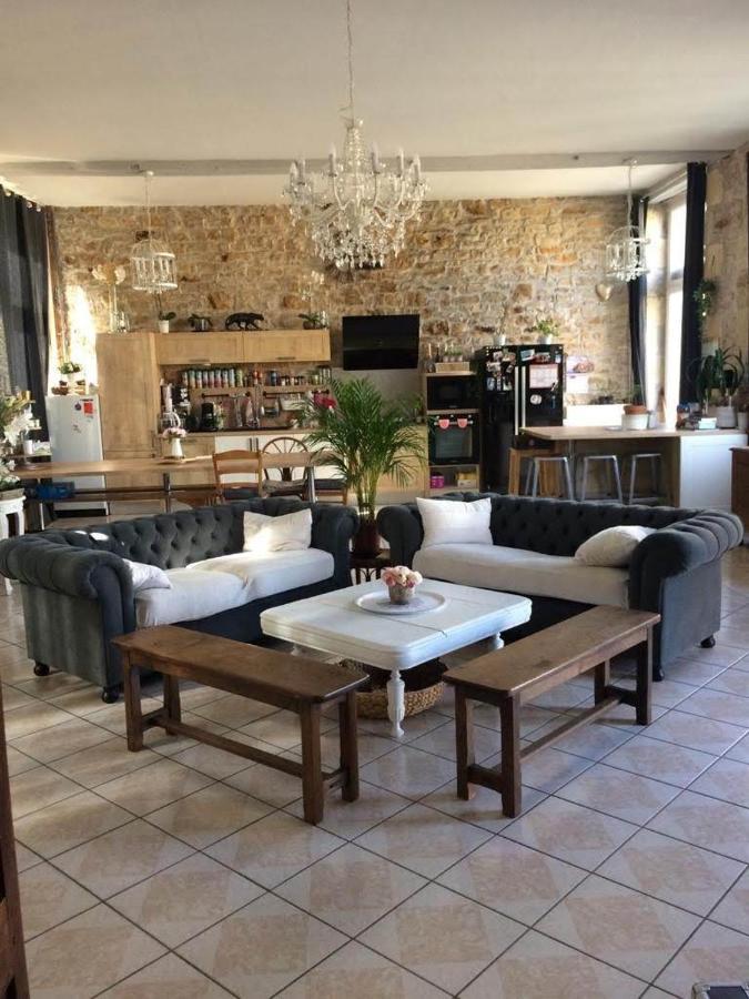 Ecole De La Route Bleue Bed & Breakfast Moiry Exterior photo
